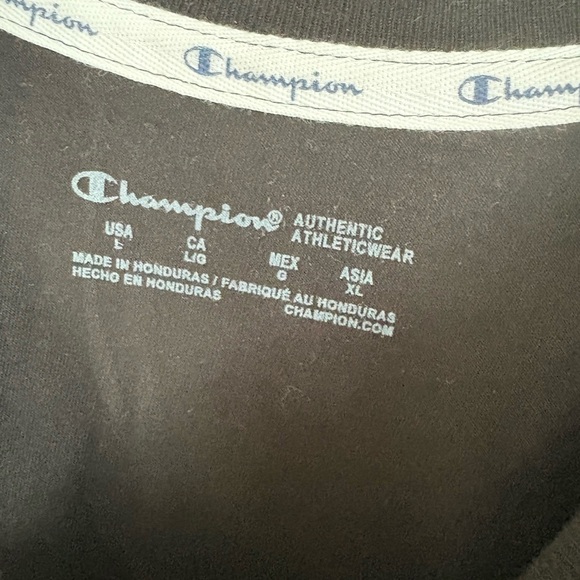 NWT Champion T-Shirt - Picture 2 of 2